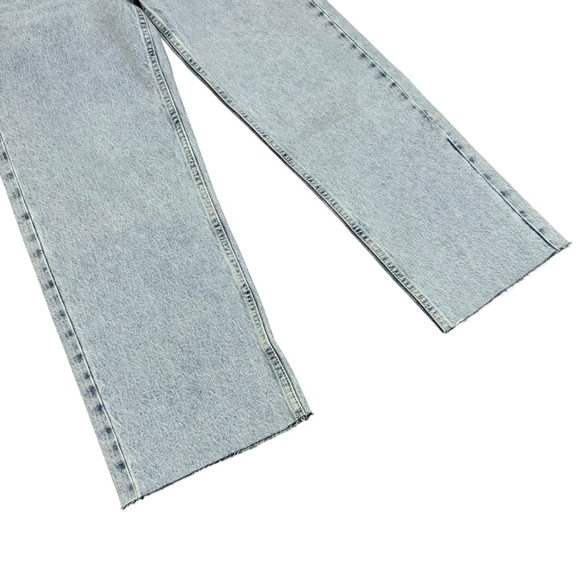 Mikuta Cropped Straight Ankle Jean Raw Hem Button Light Wash Women's Size 30 NWT - Picture 10 of 10